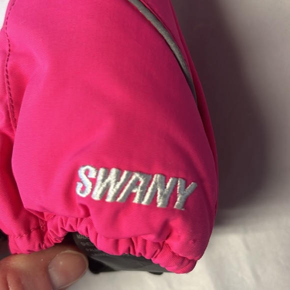 Swany easy on winter mitts, size small (1-2) - Picture 5 of 7